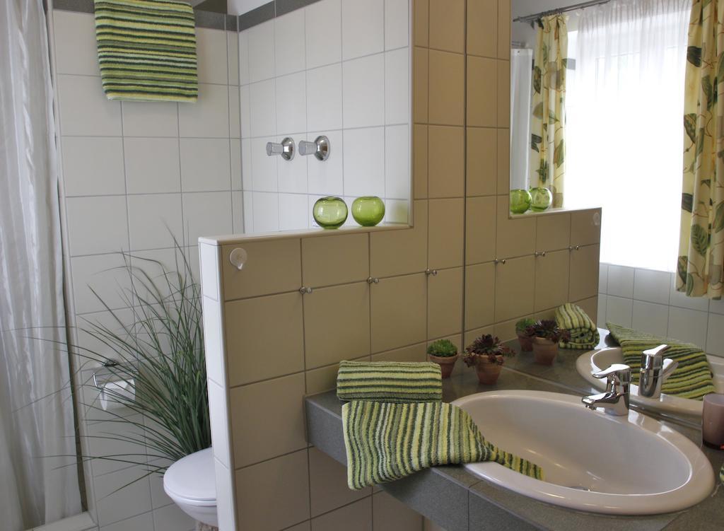 Apart-Hotel Pension Rossmayer Bad Fussing Room photo